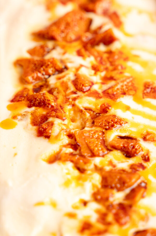 Pauls Homemade Ice Cream Vanilla Honeycomb Flavour
