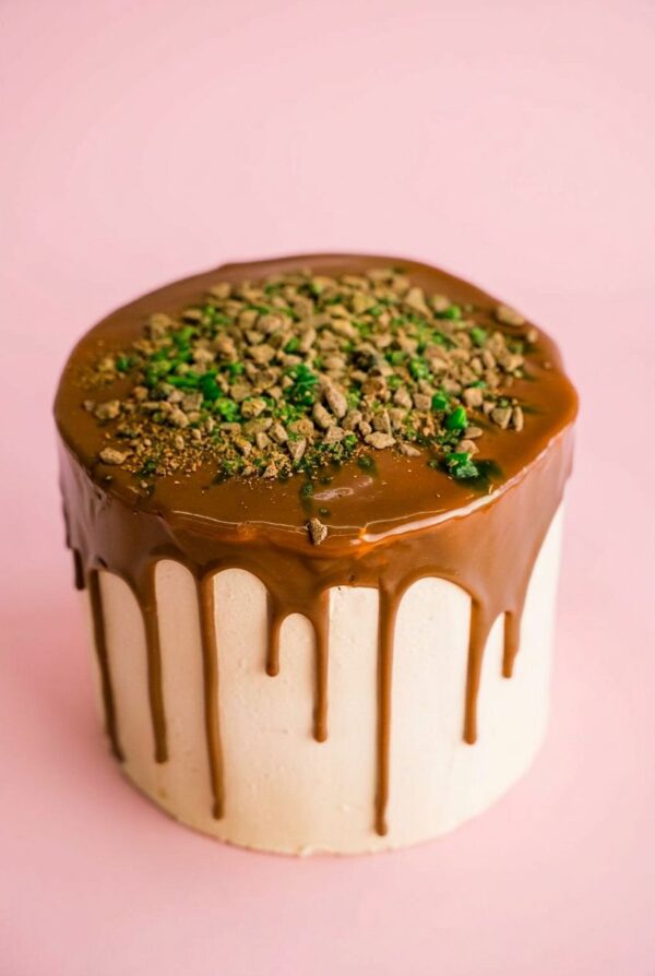 Peppermint Crisp Tart Cake